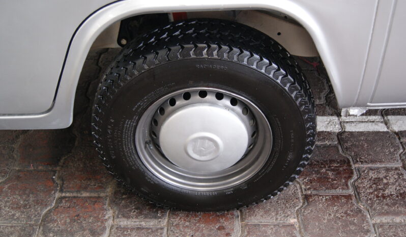 Volkswagen Combi Caravelle 1993 lleno