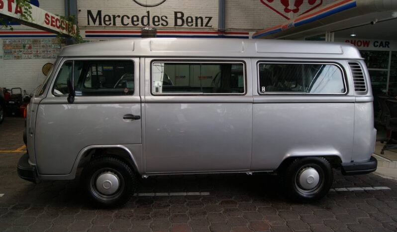 Volkswagen Combi Caravelle 1993 lleno
