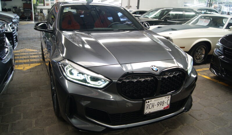 BMW M135 2022 lleno