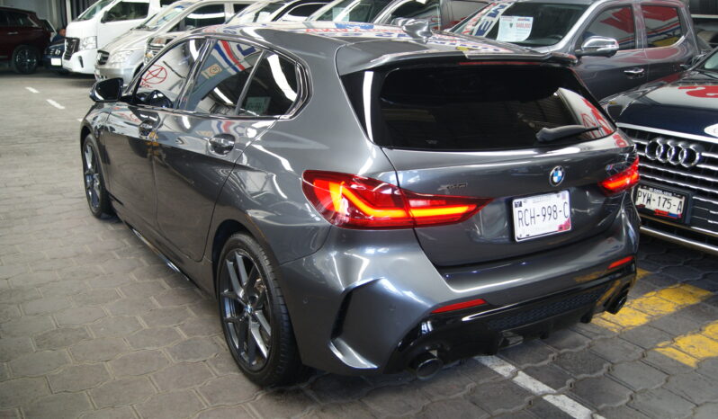 BMW M135 2022 lleno
