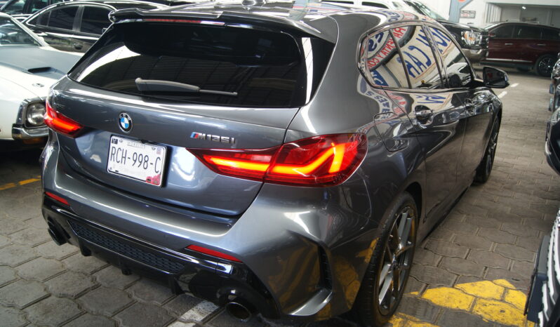 BMW M135 2022 lleno
