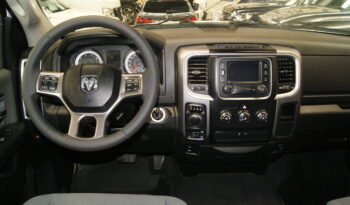 Dodge Ram 1500 SLT Crew Cab 4X4 2022 lleno