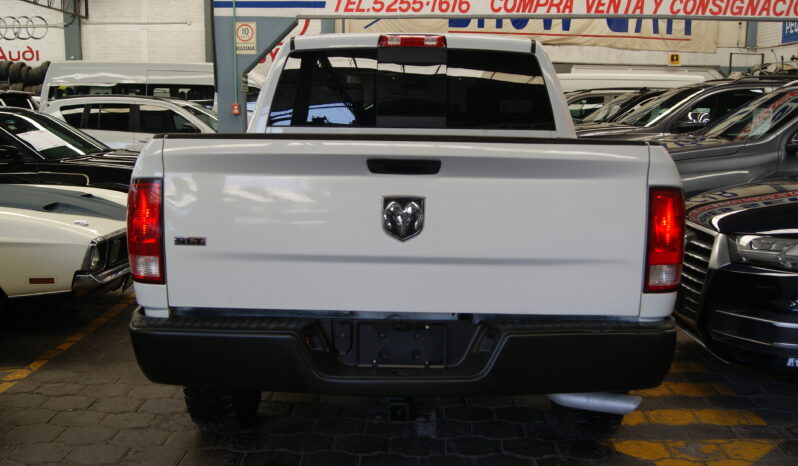 Dodge Ram 1500 SLT Crew Cab 4X4 2022 lleno