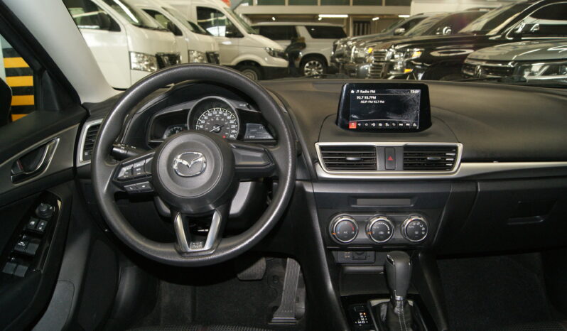 Mazda 3 Touring Sedan 2018 lleno