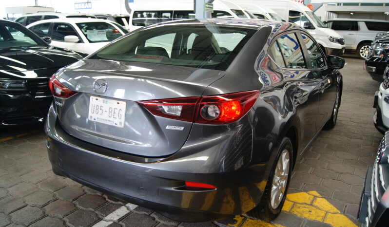 Mazda 3 Touring Sedan 2018 lleno
