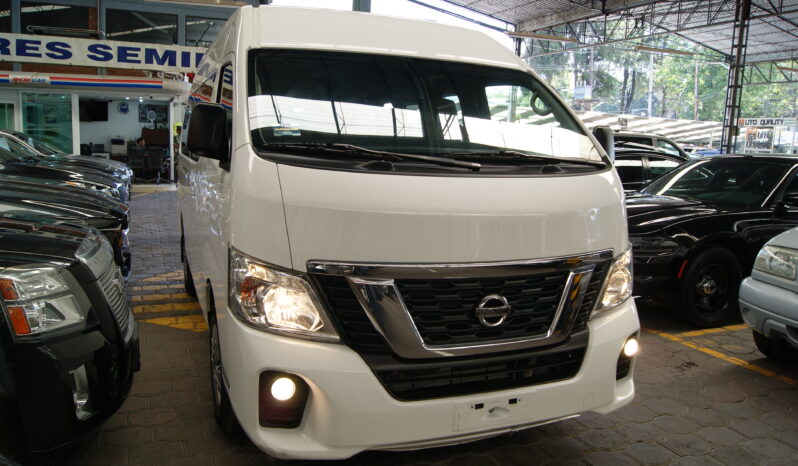 Nissan Urvan 15 Pas Amplia 2020 lleno