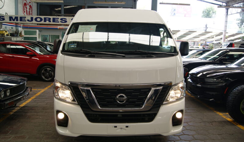 Nissan Urvan 15 Pas Amplia 2020 lleno