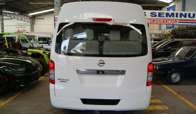 Nissan Urvan 15 Pas Amplia 2020 lleno