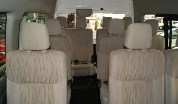 Nissan Urvan 15 Pas Amplia 2020 lleno