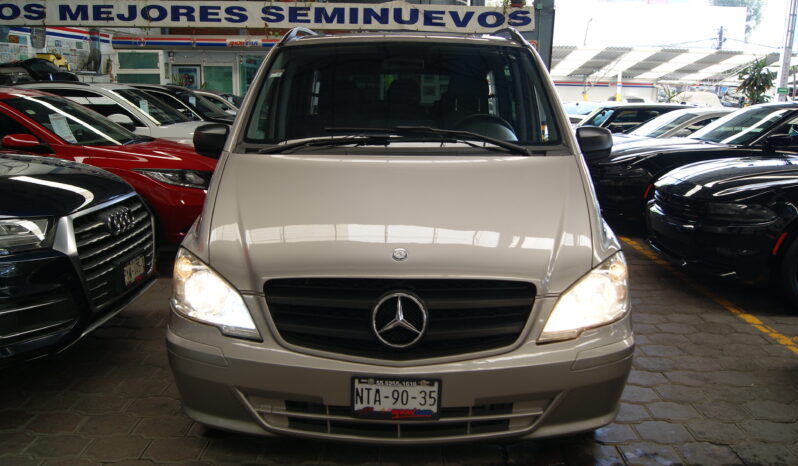Mercedes-Benz Vito 8 Pasajeros 2011 lleno