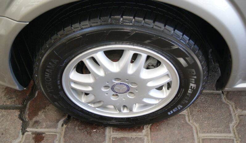 Mercedes-Benz Vito 8 Pasajeros 2011 lleno