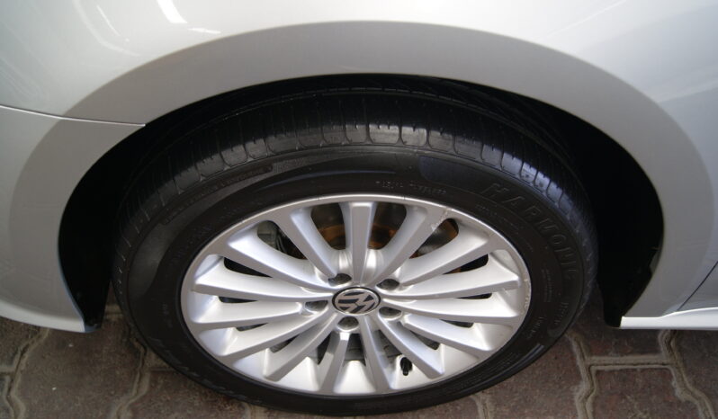 Volkswagen Passat Highline 2017 lleno