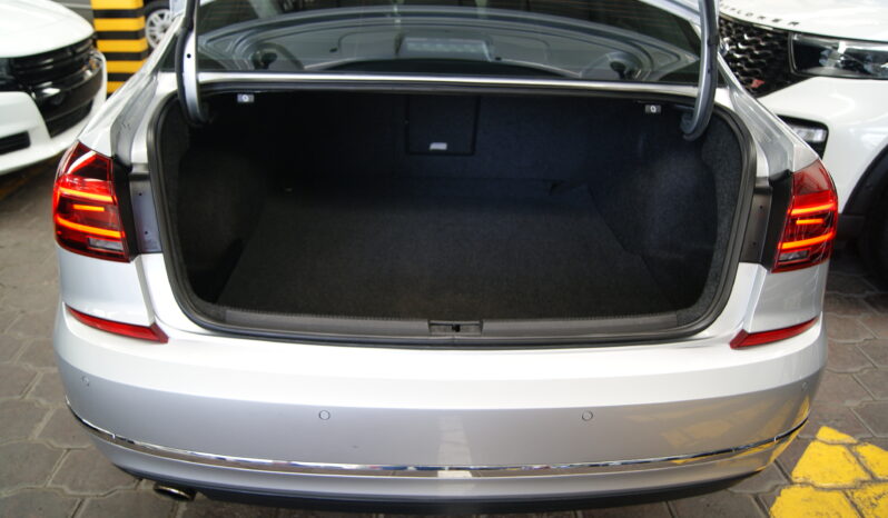 Volkswagen Passat Highline 2017 lleno