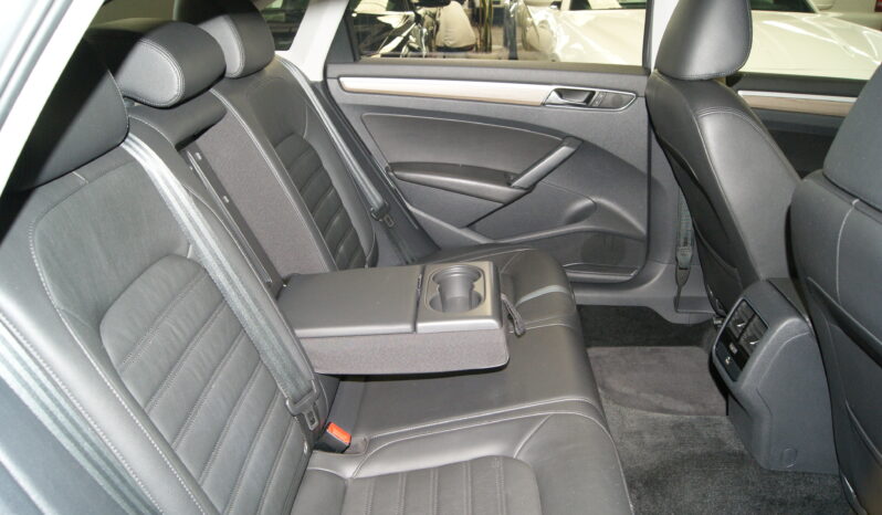 Volkswagen Passat Highline 2017 lleno