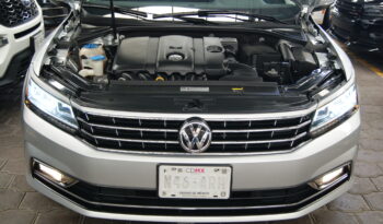 Volkswagen Passat Highline 2017 lleno